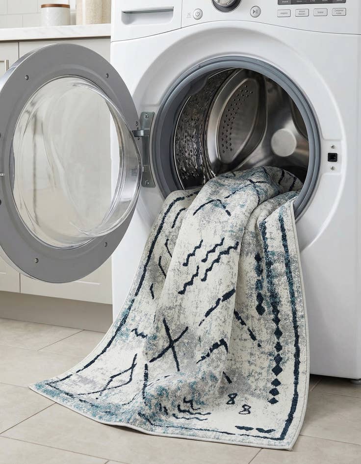 Detail image of  4' x 6' Kamala Washable Rug