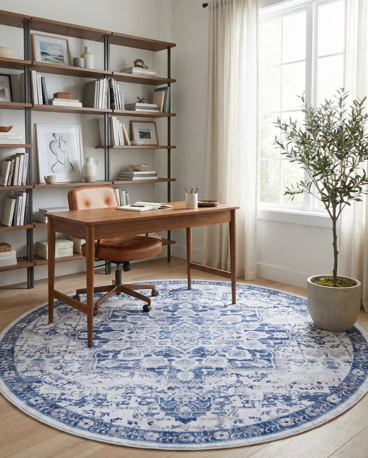 Detail image of 7' 10 x 7' 10 Washable Francesca Round Rug