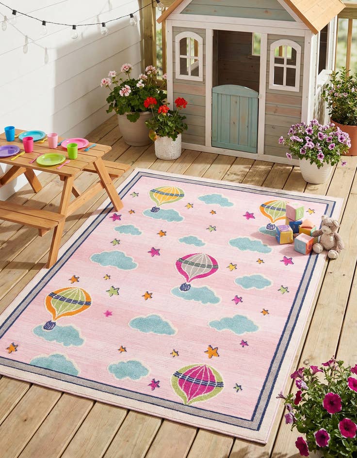 Detail image of  5' 3 x 7' 7  Washable  Indoor / Outdoor Rug