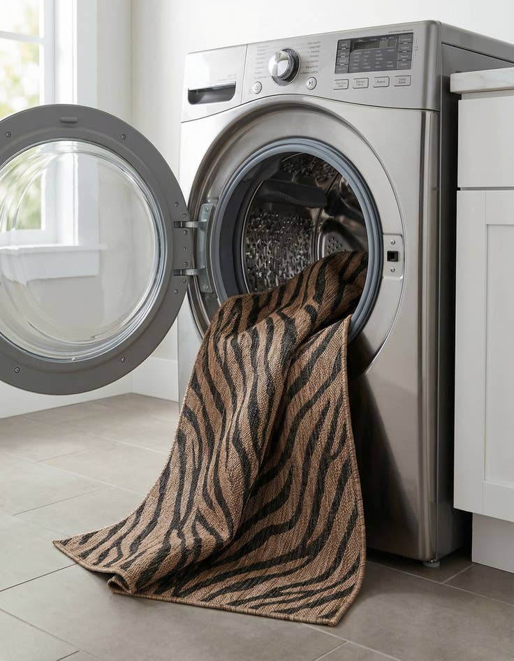 Detail image of 3' x 10'  Washable Safari Indoor / Outdoor Runner Rug