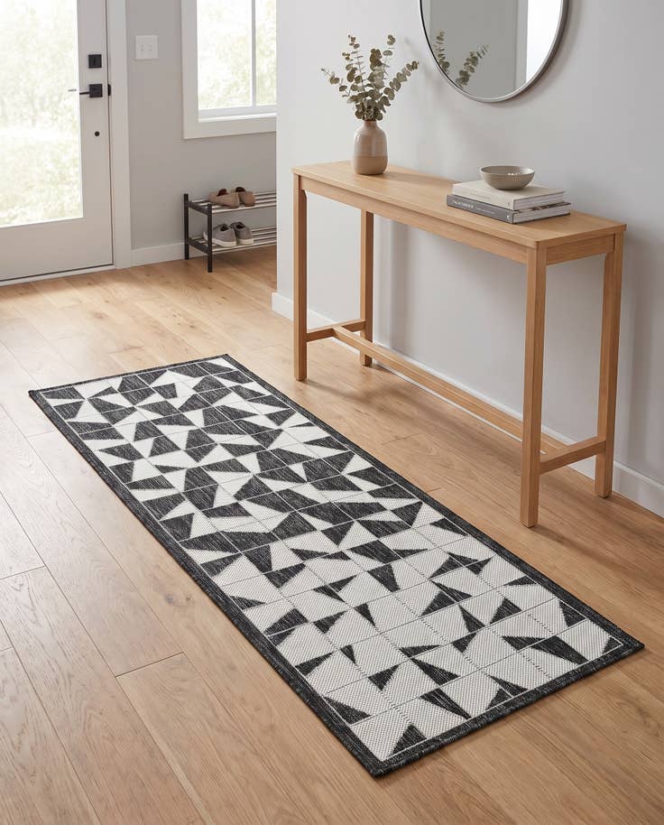 Detail image of 2' x 5' 3 Easy-Clean Modern Indoor / Outdoor Runner Rug