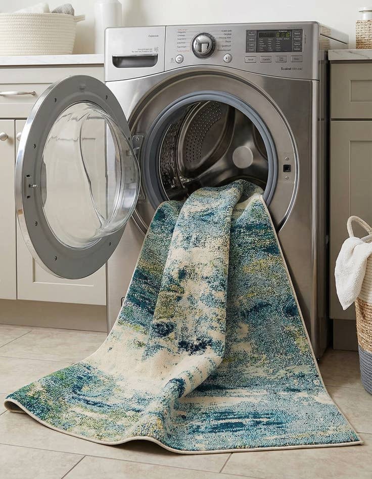 Detail image of 4' x 6'  Washable Spectrum Rug