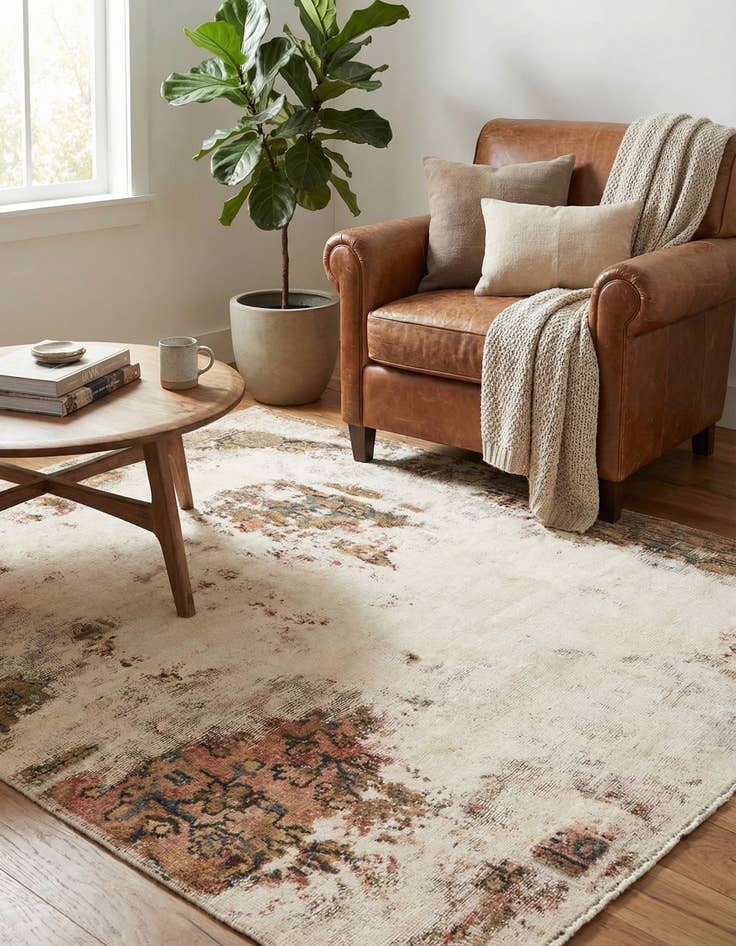 Detail image of 4' 9 x 6' 5  Hand Knotted Ultra Vintage Persian Wool Rug