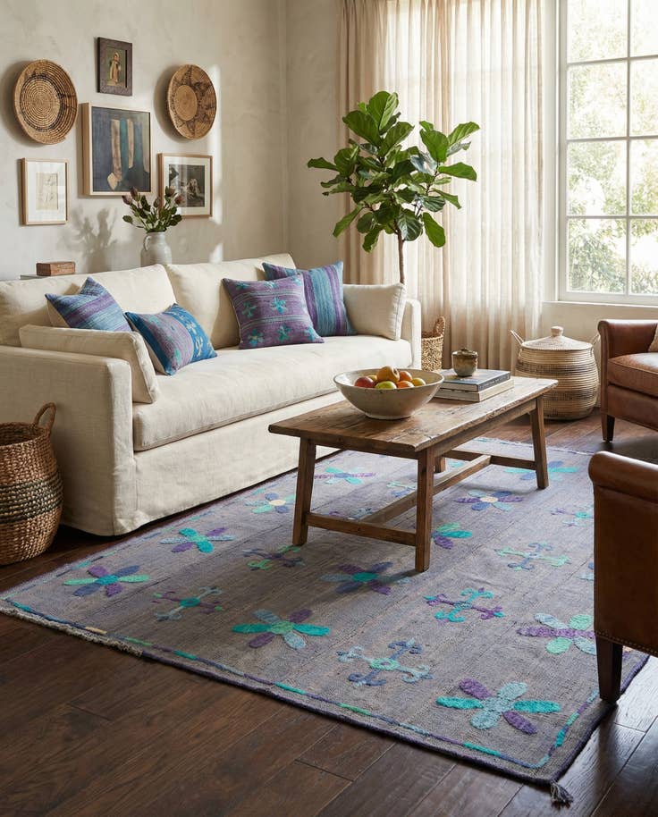 Detail image of 5' 1 x 6' Hand Woven Kilim Suzani Wool Rug
