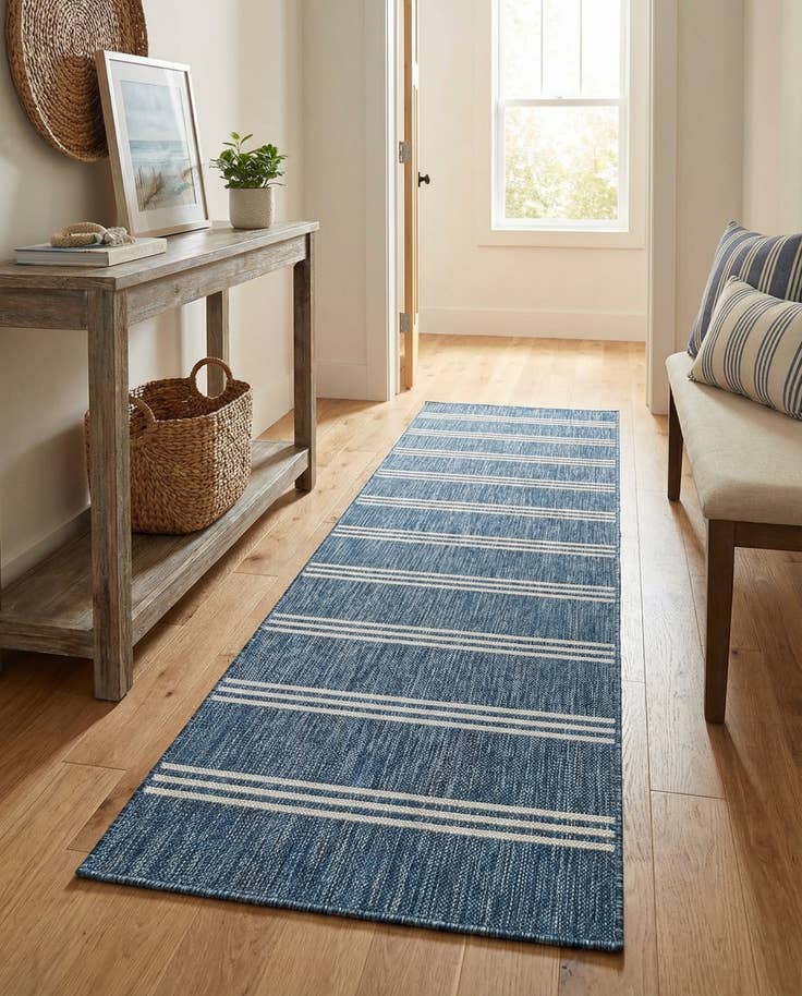 Detail image of 2' x 8' Easy-Clean Jill Zarin Anguilla Indoor / Outdoor Runner Rug