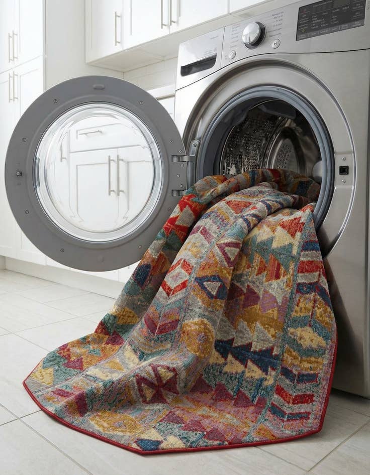 Detail image of 7' 10 x 7' 10  Washable Modern Indoor / Outdoor Octagon Rug