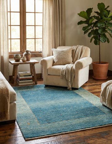 2' 9 x 4' 2 Kashkuli Wool Rug