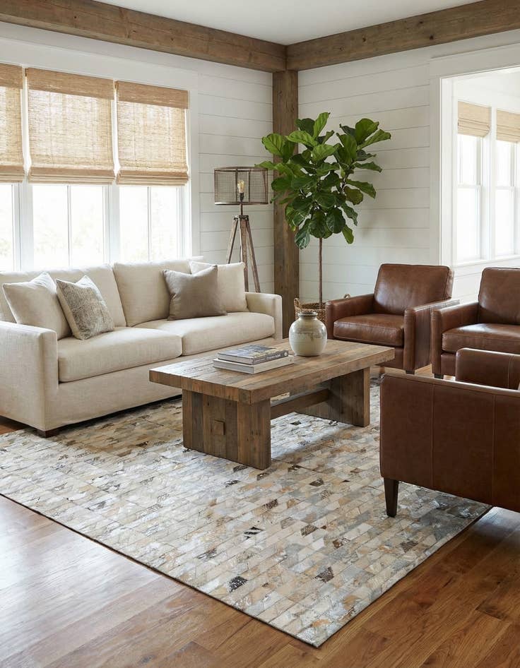 Detail image of 4' 6 x 6' 6 Cowhide Stocks Rug