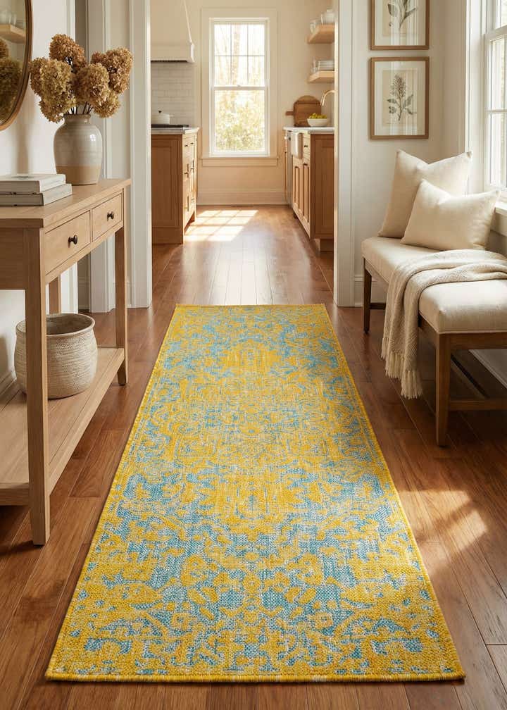 2' x 6' Easy-Clean Jill Zarin Dubai Indoor / Outdoor Runner Rug
