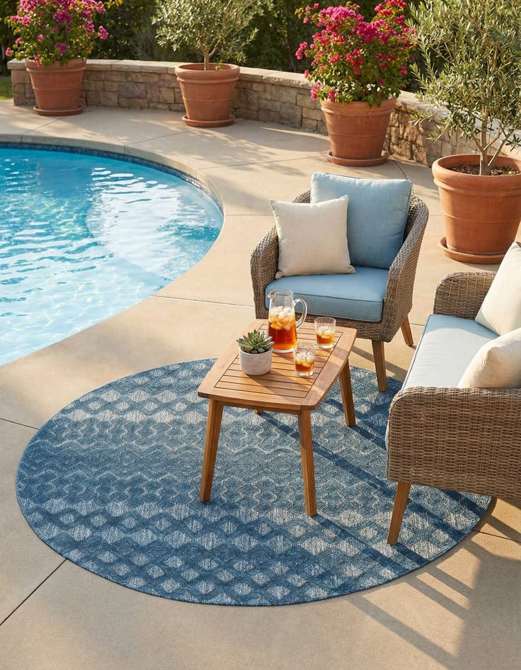 Detail image of 5' 3 x 5' 3  Washable Trellis Textured Indoor / Outdoor Round Rug