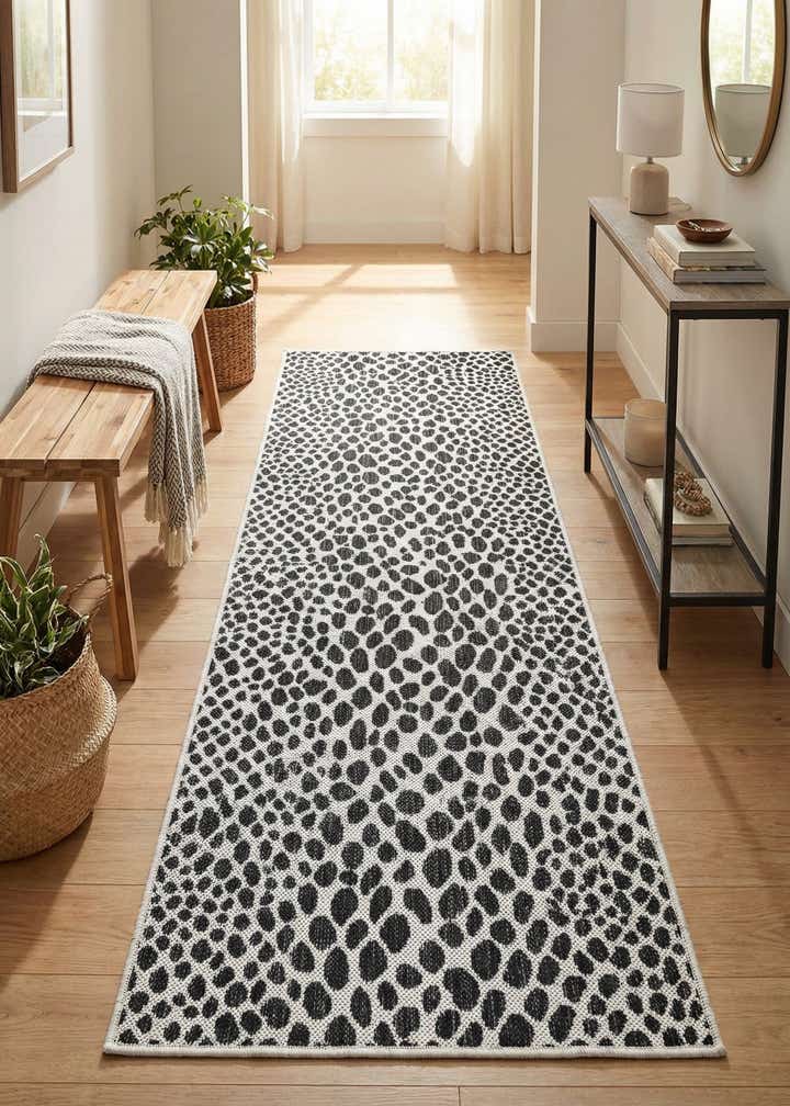 2' x 5' 3 Easy-Clean Jill Zarin Cape Town Indoor / Outdoor Runner Rug