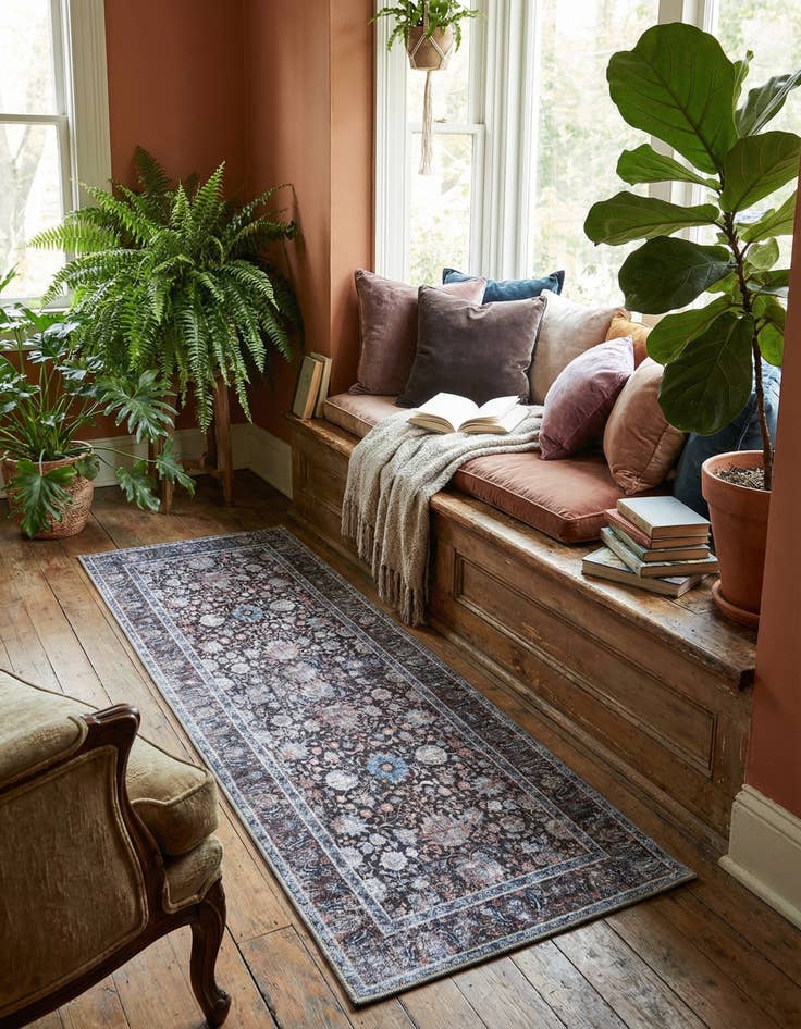 Detail image of  2' x 5' Yara Runner Rug