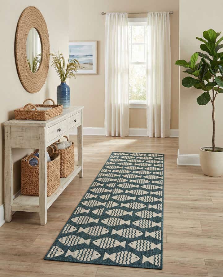 2' 7 x 12' Easy-Clean Coastal Indoor / Outdoor Runner Rug