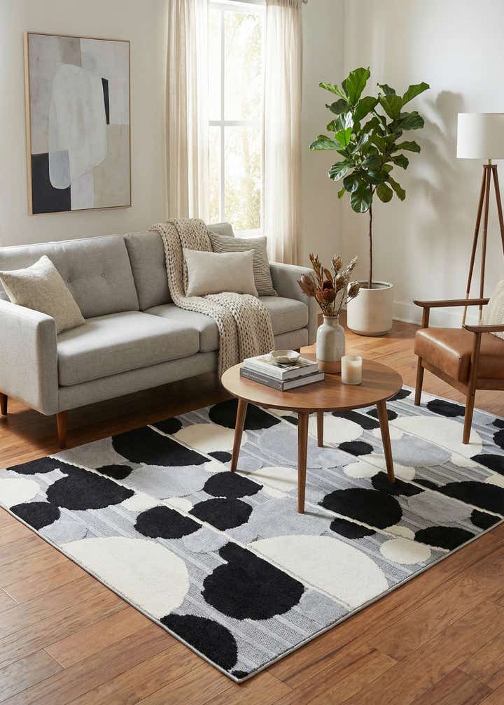 5' 3 x 7' 7 Easy-Clean Indoor / Outdoor Rug