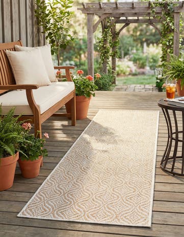 Taupe Easy-Clean Lattice Indoor / Outdoor Runner Rug