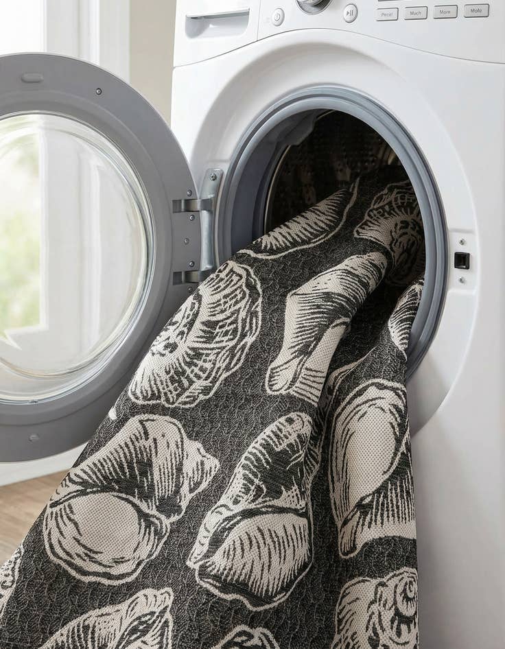 Detail image of  7' 10 x 7' 10  Washable Coastal Indoor / Outdoor Square Rug