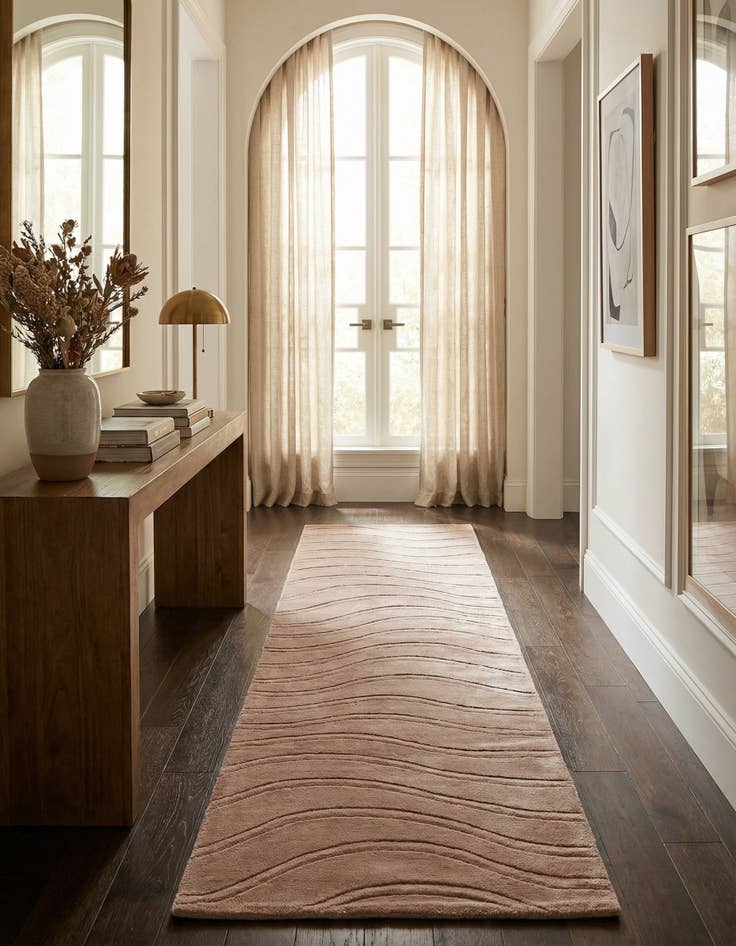 Detail image of 2' 7 x 9' 10  Hand Knotted Darya Wool Runner Rug