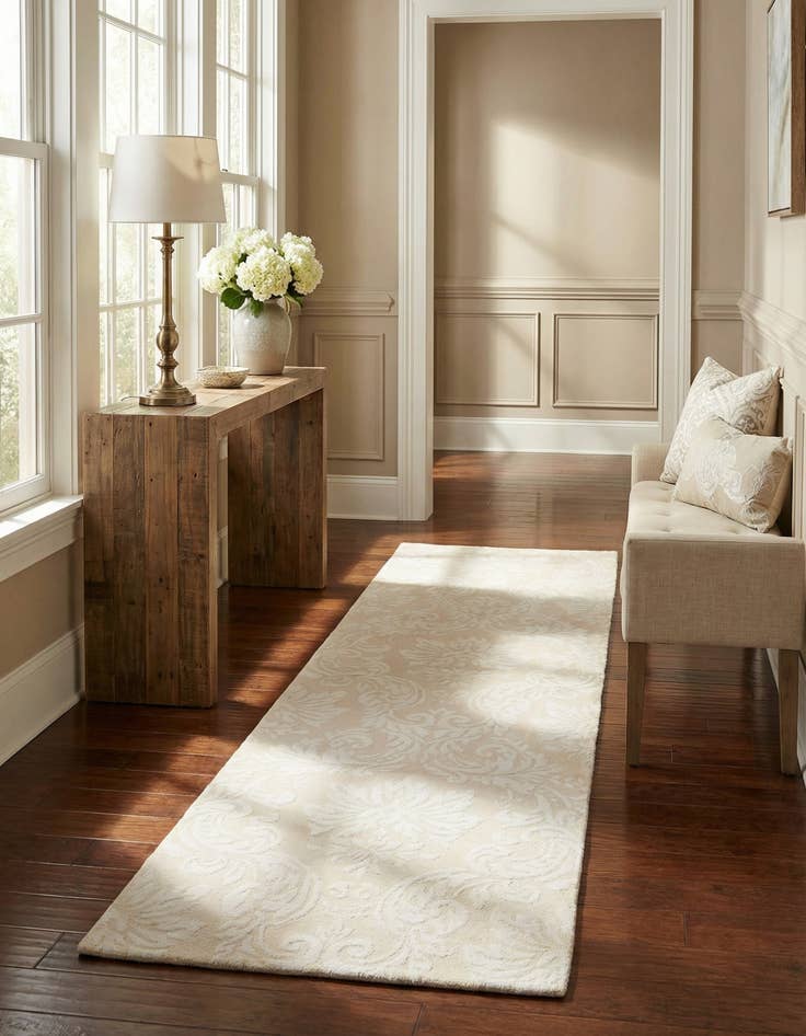 Detail image of 2' 10 x 9' 10  Hand Knotted Darya Wool Runner Rug