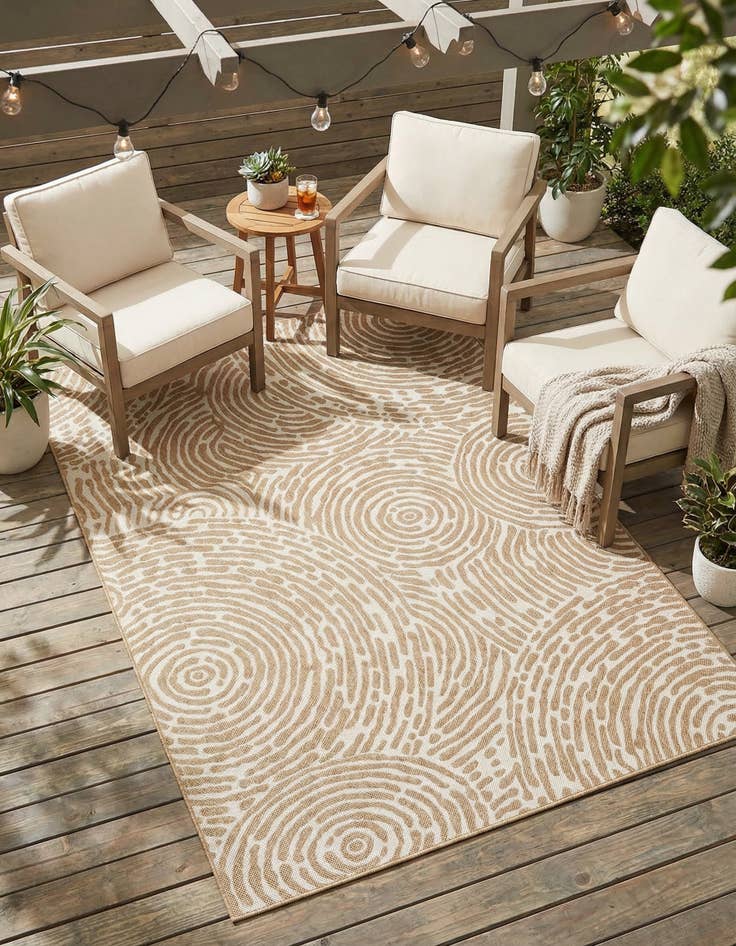 Detail image of 5' 3 x 8' Easy-Clean Modern Indoor / Outdoor Rug
