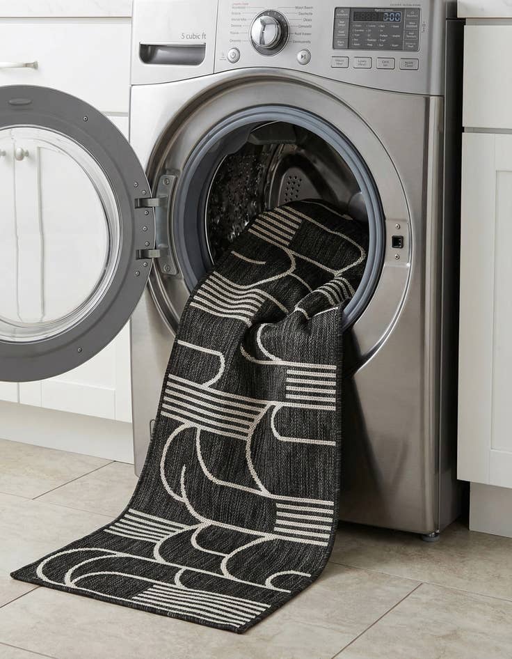 Detail image of 2' x 8'  Washable Modern Indoor / Outdoor Runner Rug