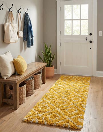 2' x 8' Lattice Shag Runner Rug