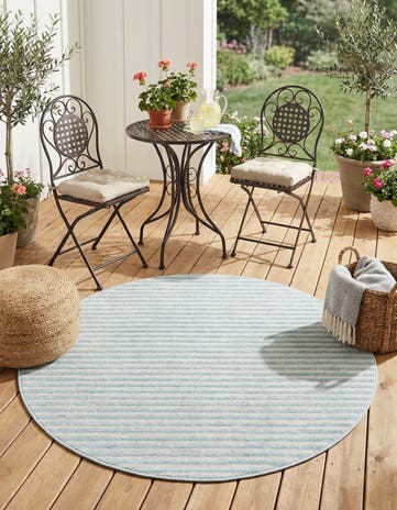 Light Blue Easy-Clean Sabrina Soto Indoor / Outdoor Round Rug