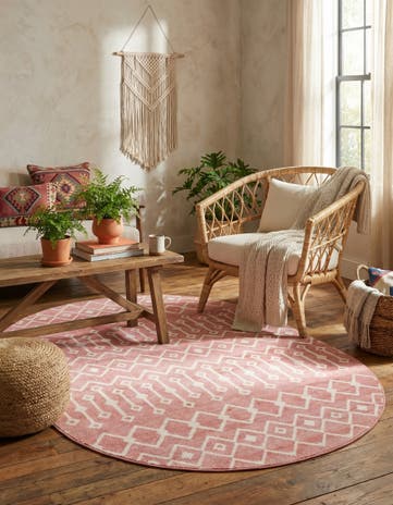 Pink Bohemian Trellis Oval Rug