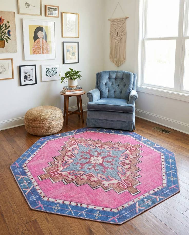Detail image of 5' x 5' Washable Timeless Octagon Rug