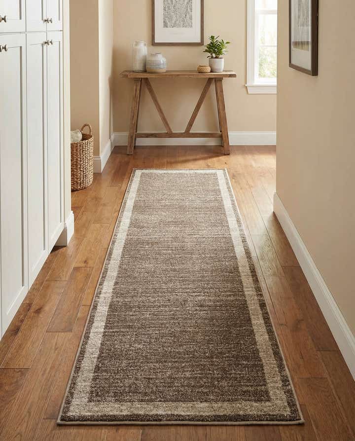 2' 7 x 10' Angelica Runner Rug