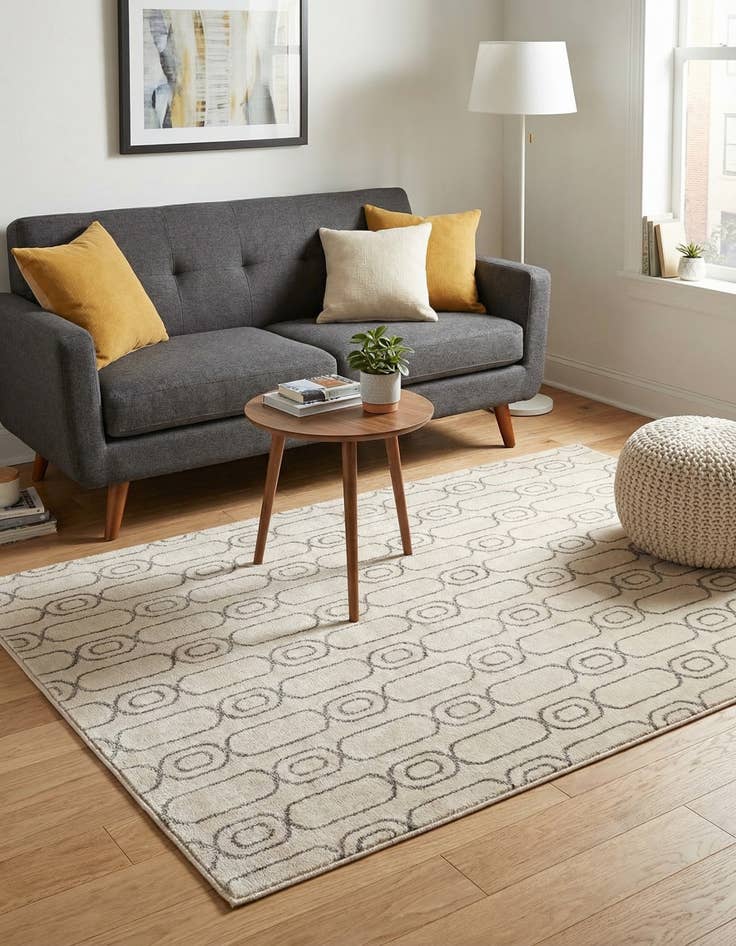 Detail image of  5' 3 x 7' Vogue Geo Rug