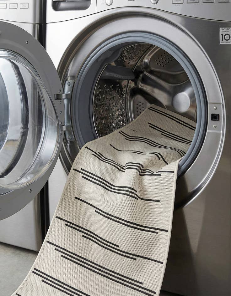 Detail image of 2' 7 x 12'  Washable Modern Indoor / Outdoor Runner Rug