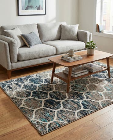  4' x 6' Lattice Frieze Rug