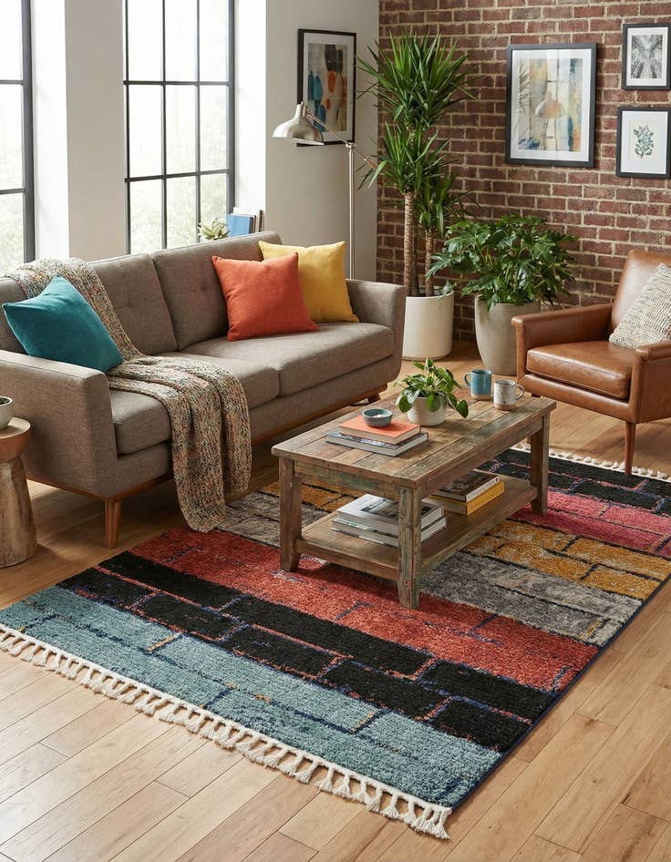 Detail image of 5' x 8' 3 Cherokee Rug