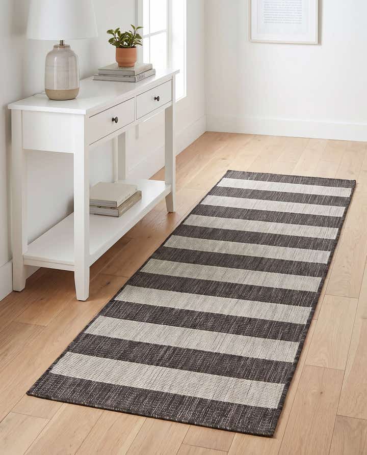 2' x 6' Easy-Clean Striped Indoor / Outdoor Runner Rug