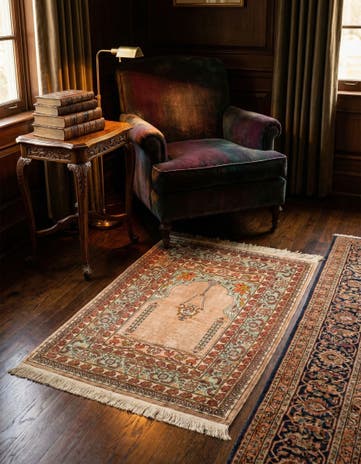 1' 9 x 2' 7 Hereke Silk Rug