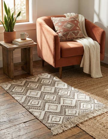 2' 2 x 3' 1 Handmade Braided Jute Rug