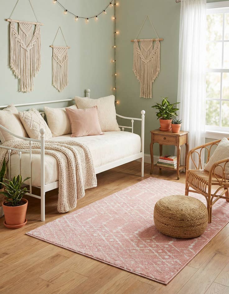 Detail image of  3' 3 x 5' 3 Paxon Trellis Rug