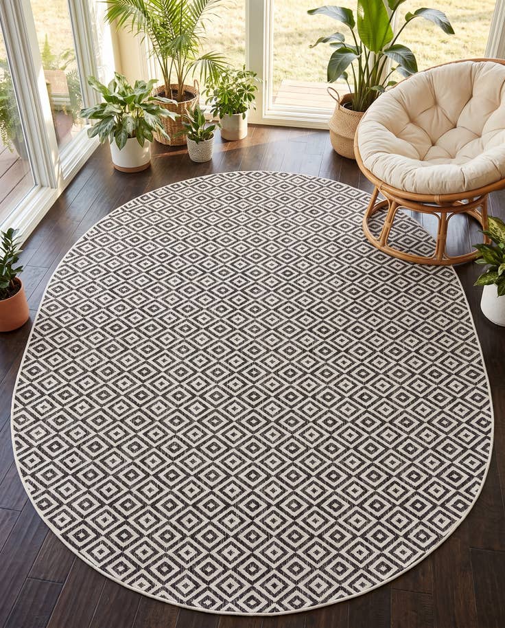 Detail image of 7' 10 x 10' Easy-Clean Jill Zarin Costa Rica Indoor / Outdoor Oval Rug