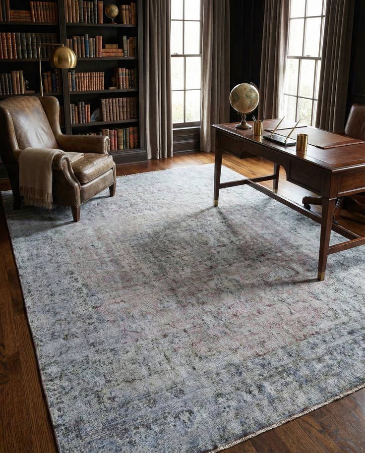 Detail image of 9' 7 x 12' 7 Vintage Royal Wool Rug