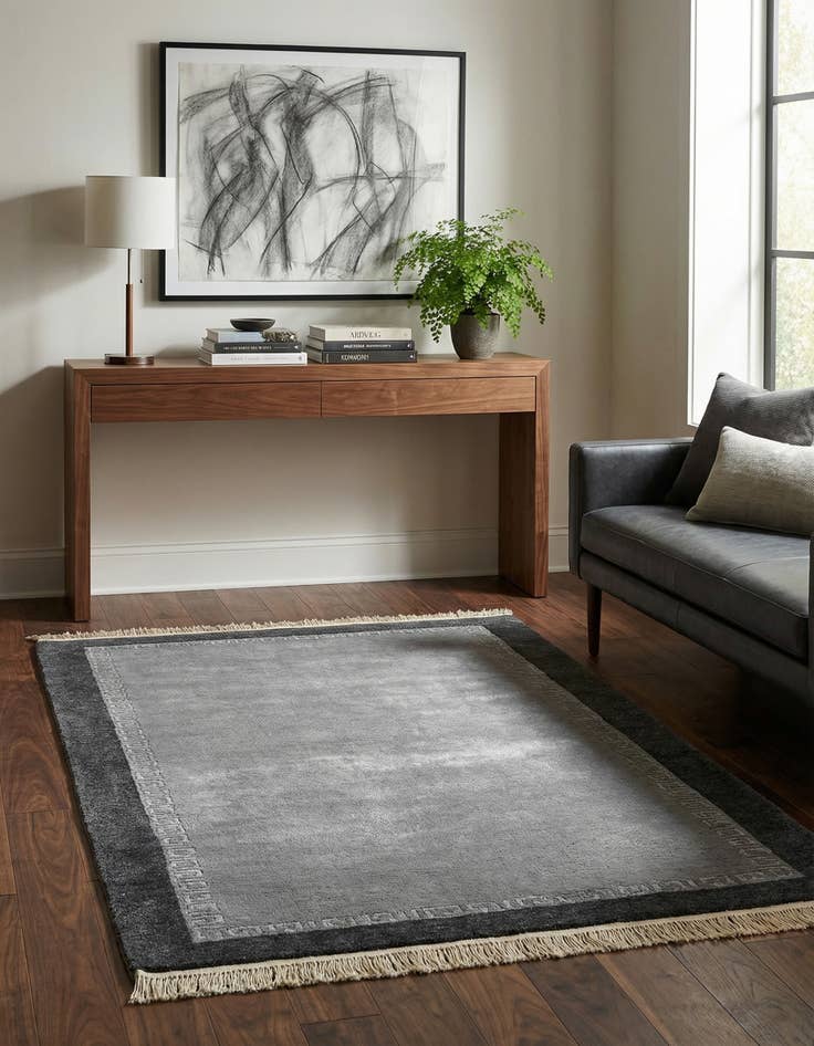 Detail image of 2' 5 x 4' 6  Hand Knotted Tibet Rug