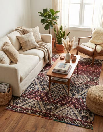 5' x 7' 8 Hand Knotted Moroccan Wool Rug