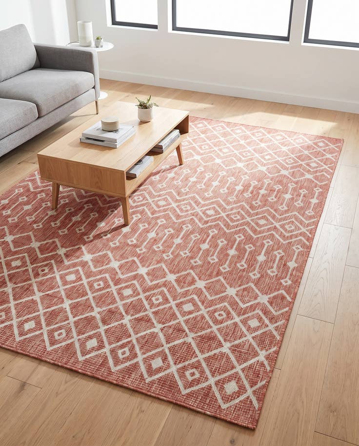 Detail image of 6' x 9' Easy-Clean Lattice Indoor / Outdoor Rug
