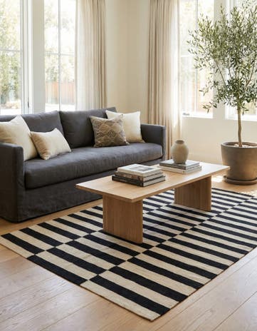 4' x 5' 8 Hand Woven Kilim Modern Wool Rug