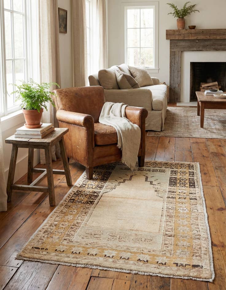 Detail image of 3' x 5'  Hand Knotted Ultra Vintage Persian Wool Rug