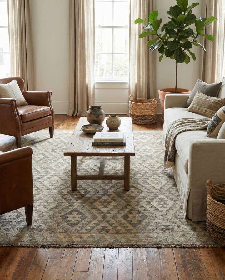 5' 4 x 6' 6 Hand Woven Kilim Maymana Wool Rug