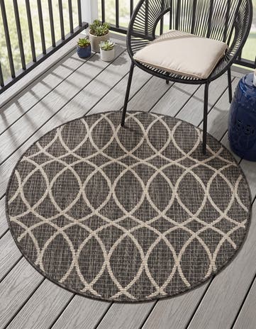 Charcoal Easy-Clean Trellis Indoor / Outdoor Round Rug