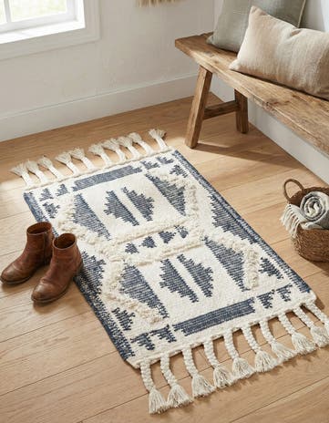2' x 3' 1 Hand Woven Arizona Wool Rug