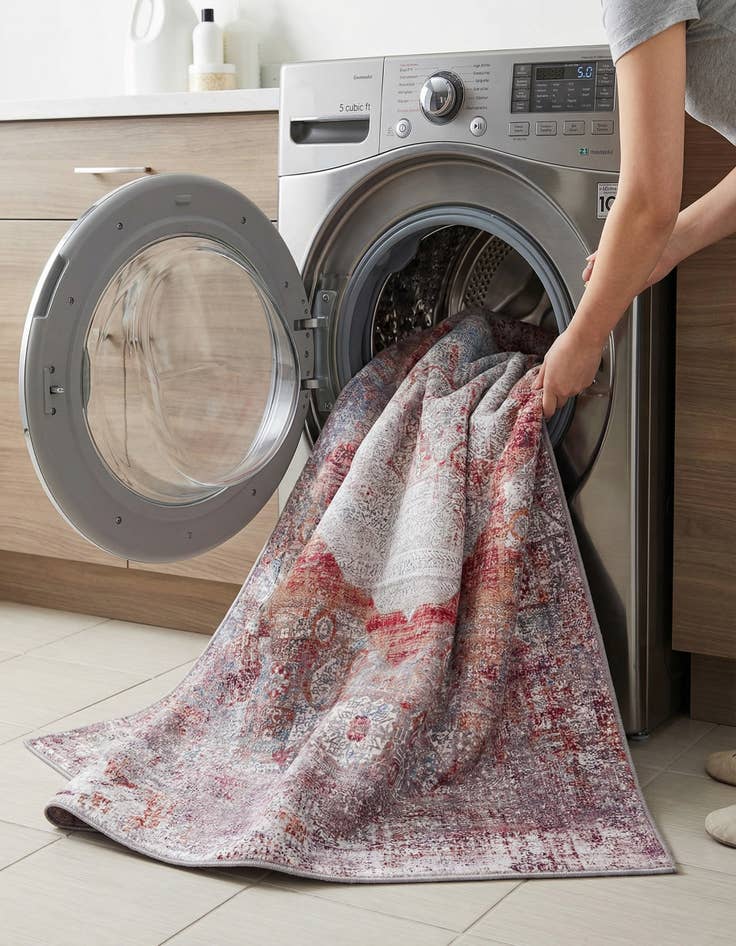 Detail image of 5' x 8'  Washable Yara Rug