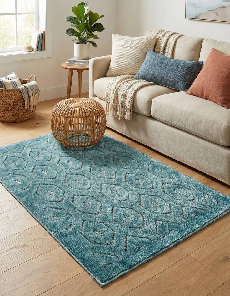 Detail image of 2' x 3'  Washable Trellis Textured Indoor / Outdoor Rug
