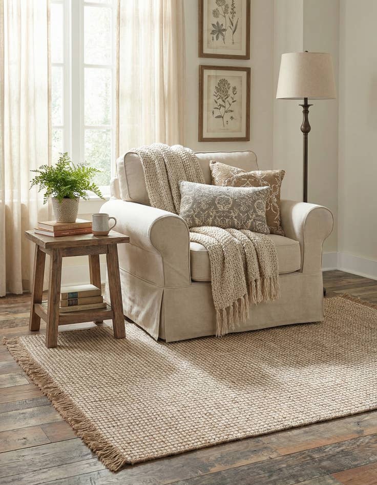 Detail image of 4' 1 x 6' 1 Cottage Farm Rug